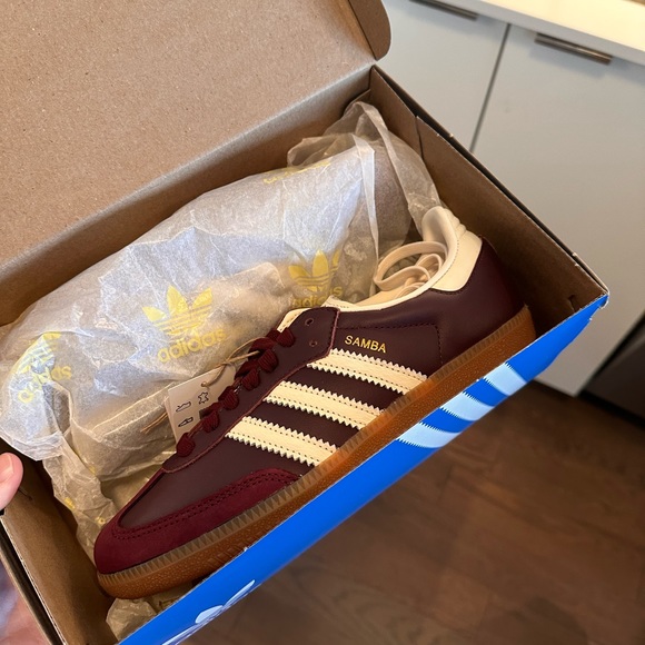 Adidas Samba OG Burgundy - Picture 4 of 5